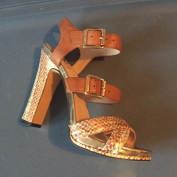 Vince Camuto acie saddle brown NWT 6.5 - Picture 8 of 8